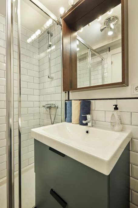 Apartamento Con Encanto En Sol - Madrid #A Buitenkant foto